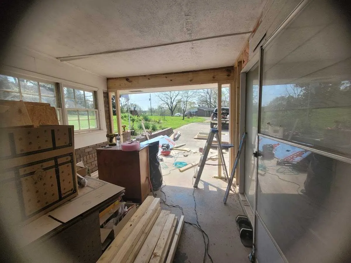 Air movers and dehumidifier for Water Mitigation Services in Litchfield Park